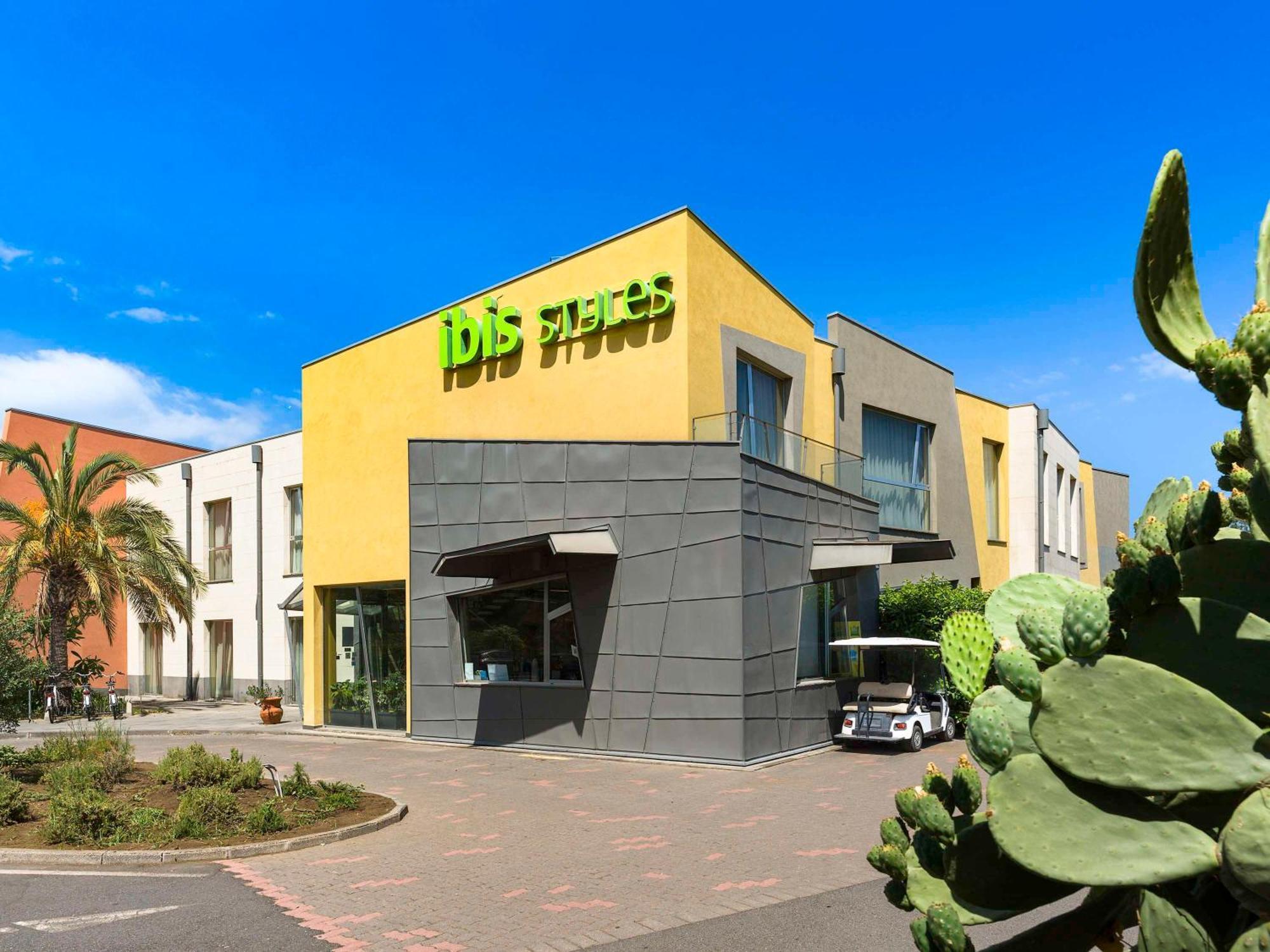 Ibis Styles Catania Acireale Hotel Exterior photo